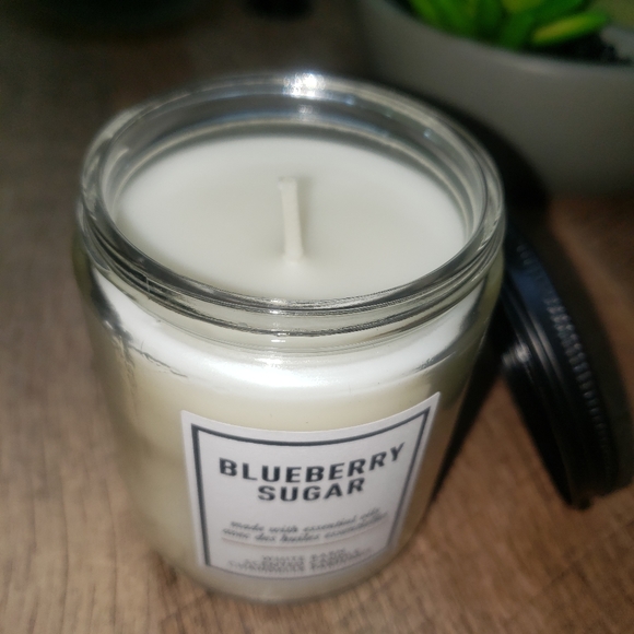 Bath & Body Works Blueberry Sugar single wick - Picture 2 of 3